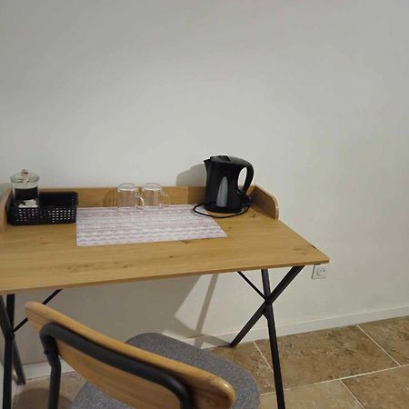 Av De Bordeaux Bed & Breakfast Narbonne Bagian luar foto