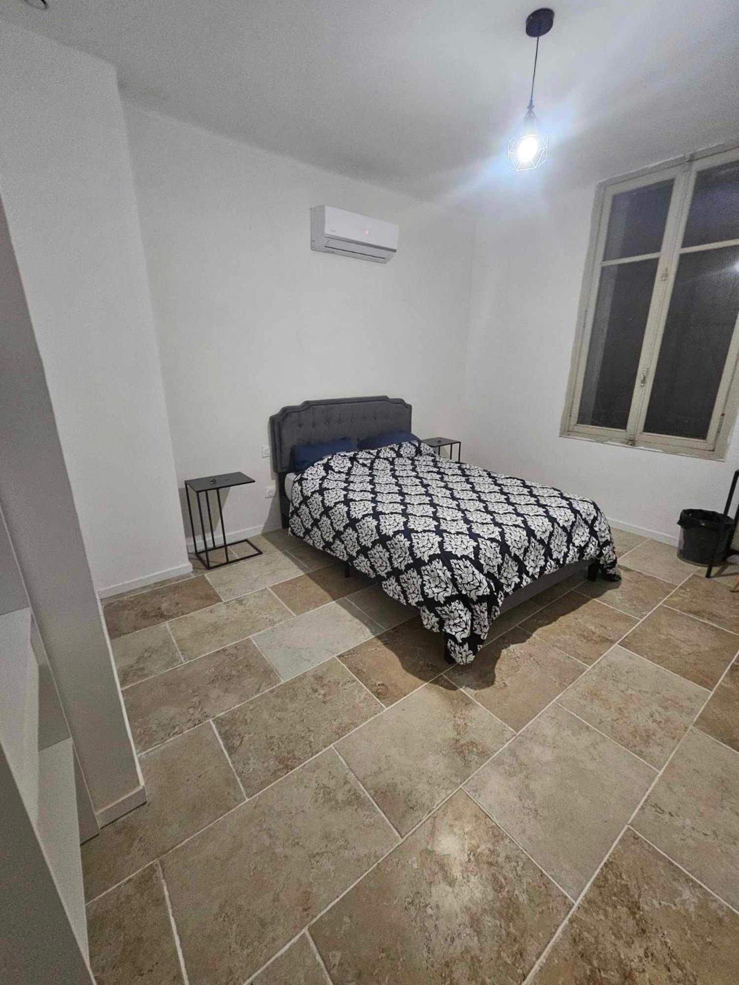 Av De Bordeaux Bed & Breakfast Narbonne Bagian luar foto