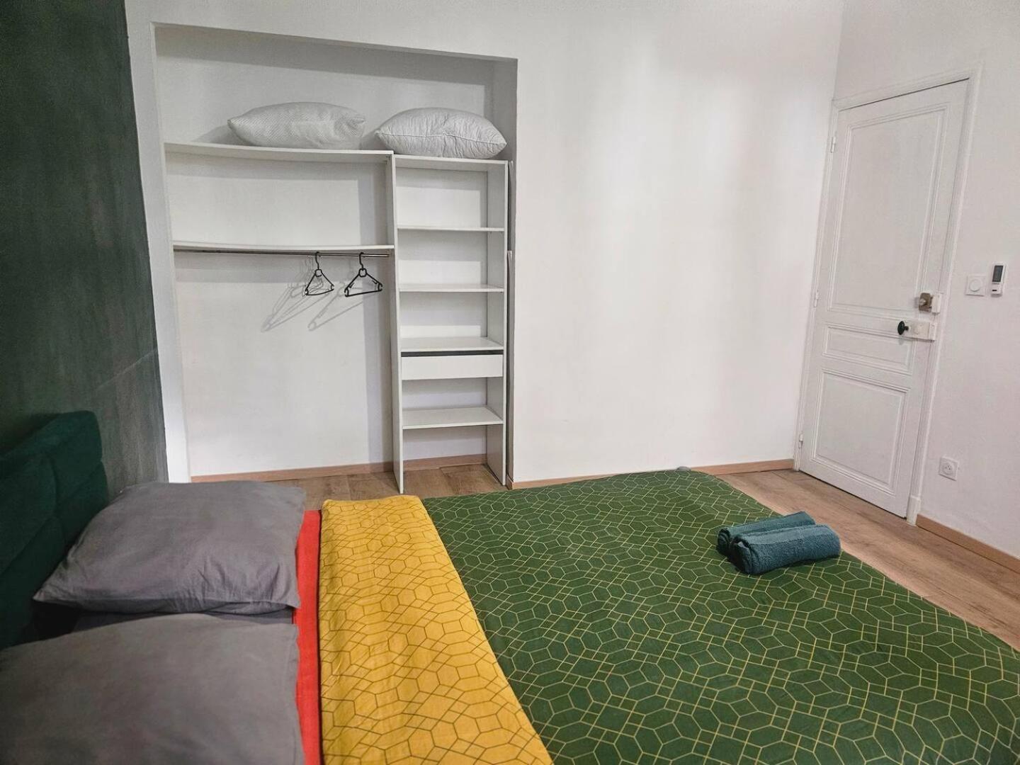 Av De Bordeaux Bed & Breakfast Narbonne Bagian luar foto
