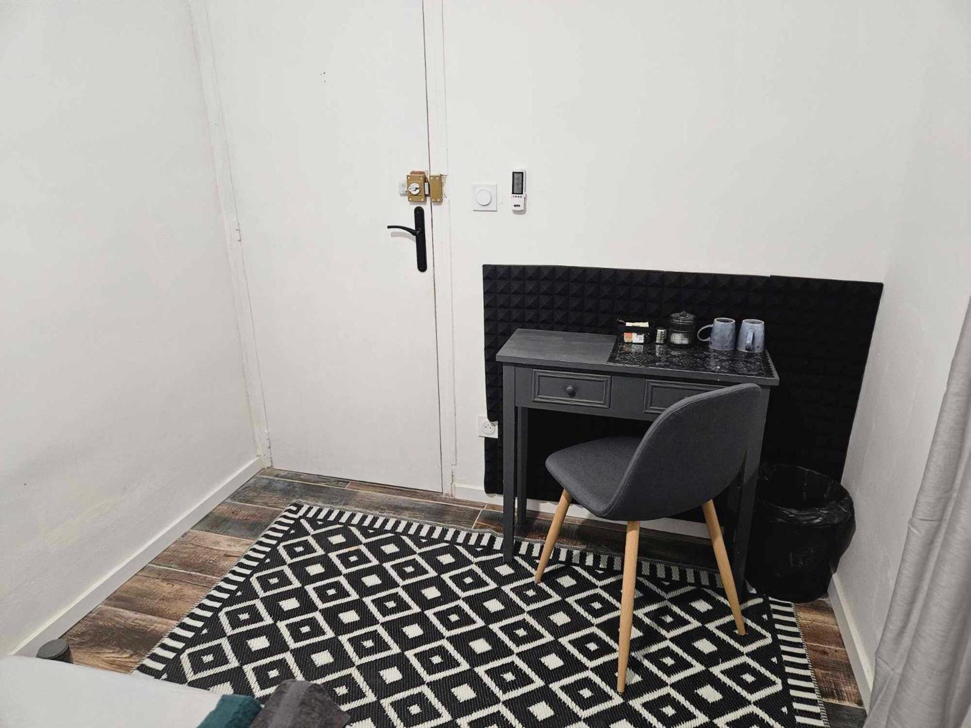 Av De Bordeaux Bed & Breakfast Narbonne Bagian luar foto